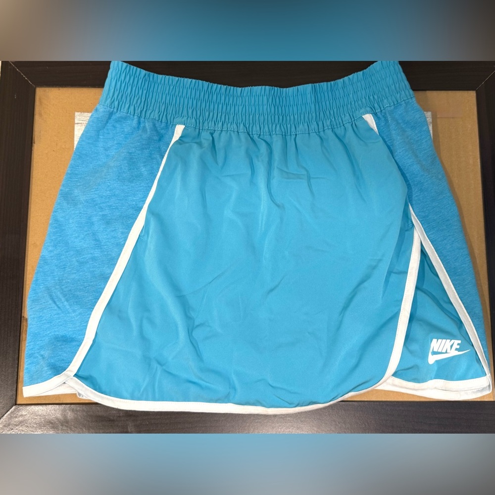 Nike Light Blue Athletic Skort with White Piping